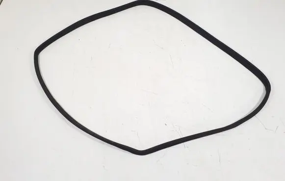 Mercedes-Benz GLK (X204) Trunk rubber seal (body) A2047400278