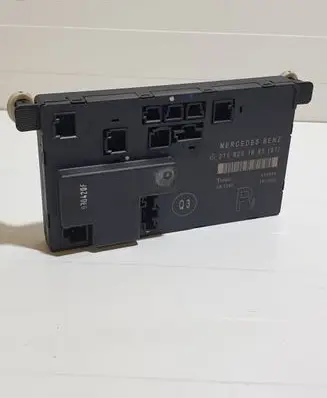 Mercedes-Benz E W211 Door control unit/module 2118201685 355556