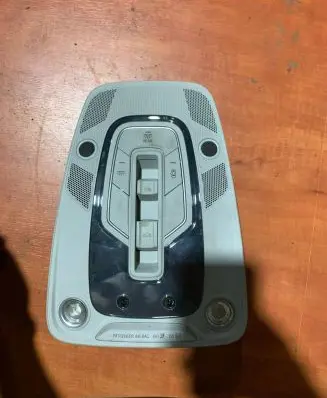 Audi Q7 4M Front seat light