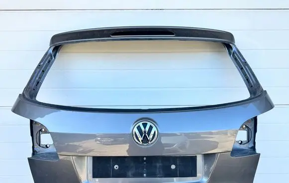 Tailgate/trunk/boot lid