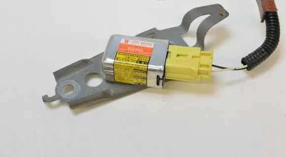 Lexus GS 300 350 430 450H Airbag deployment crash/impact sensor 1879001752 8986030130