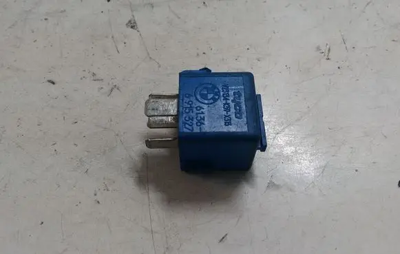 BMW 5 E60 E61 Other relay 6915327