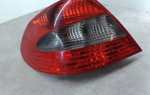 Mercedes-Benz CLK A209 C209 Rear/tail lights A2098201564