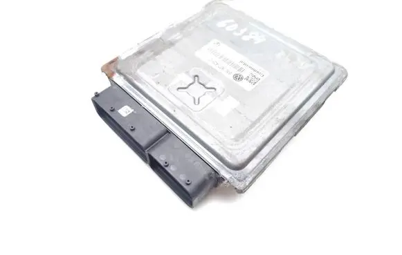 Volkswagen Passat Alltrack Engine control unit/module 03L907425C 5PW42902AA