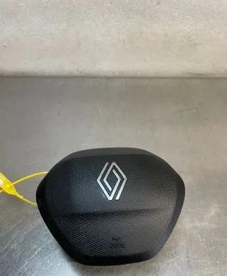 Renault Austral Trunk lid opening control unit 