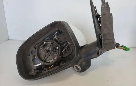 Volvo V70 Front door electric wing mirror 3004967