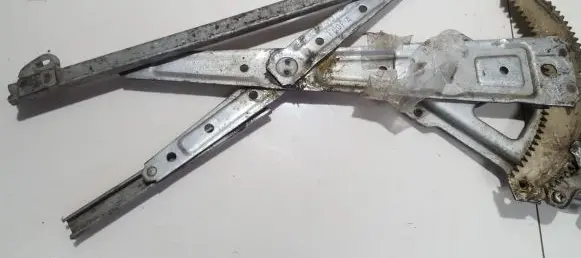 Sliding door window regulator with motor