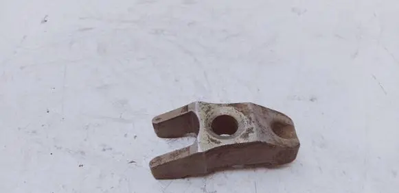 Volkswagen Golf IV Fuel Injector clamp holder