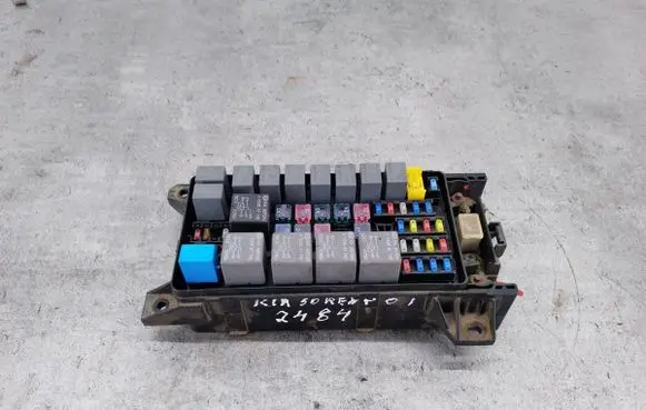 KIA Sorento Fuse box set 91160-3E060
