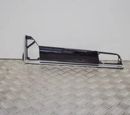 Porsche Macan (95B) Dashboard glove box trim