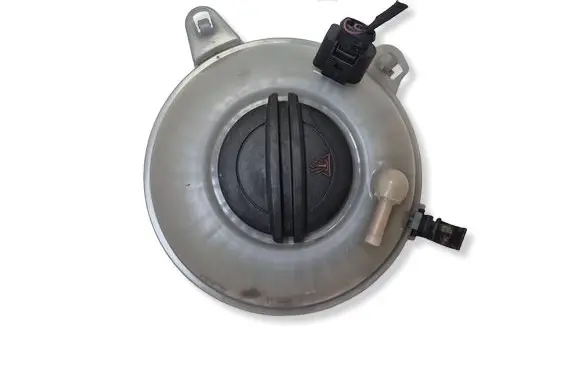 Volkswagen Golf VII Coolant expansion tank/reservoir 5Q0121407G