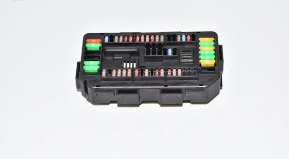 BMW 4 F36 Gran coupe Fuse module 9389068