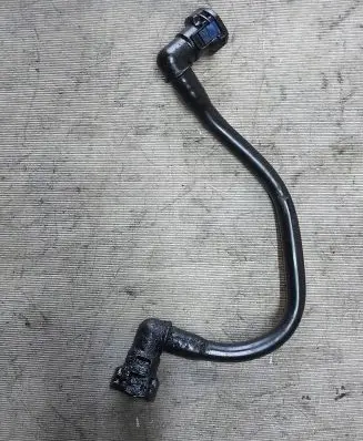 Gearbox oil cooler pipe/hose