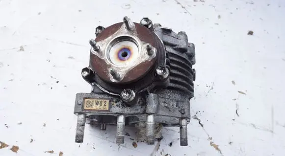 Toyota RAV 4 (XA30) Gearbox transfer box case 