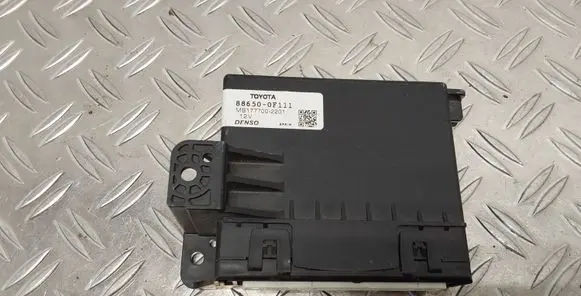 Toyota Verso Climate control unit 886500F111