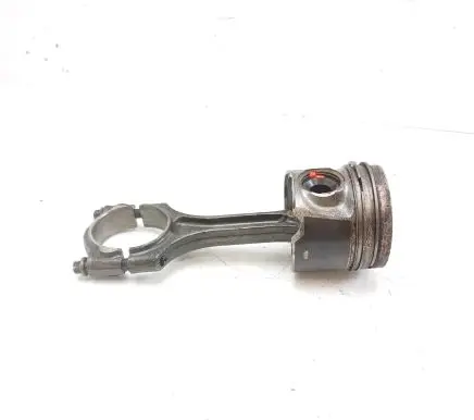 Volvo S90, V90 Piston with connecting rod