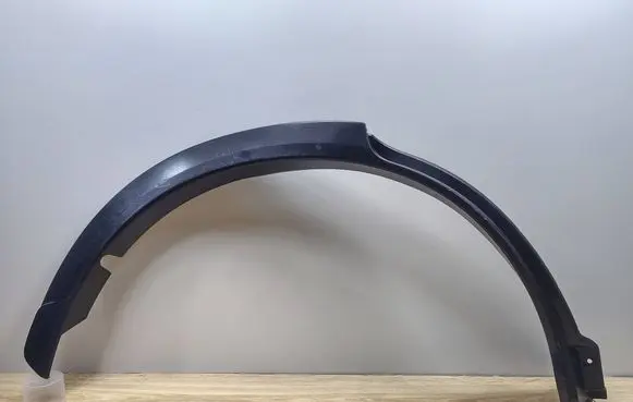 Mitsubishi Eclipse Cross Rear arch trim 4X457400A512 7400A512