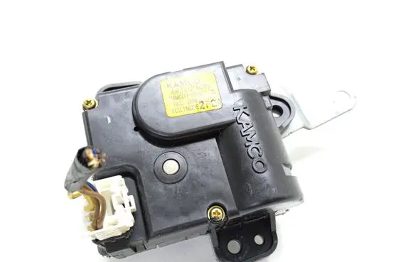 Hyundai Matrix Air flap motor/actuator D266DEYAA F00S4C2132