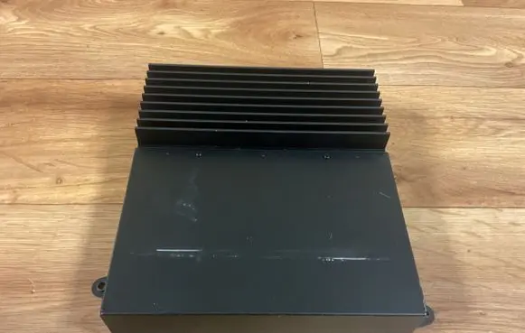 BMW 5 E39 Sound amplifier 65128374535 3066992B01A 8374535