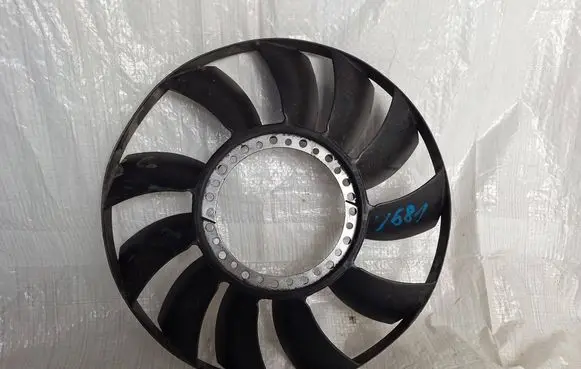 Audi A4 S4 B6 8E 8H Fan impeller 059121301A