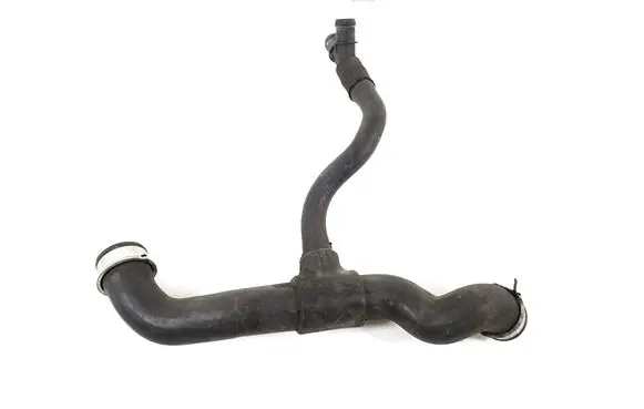 Mercedes-Benz C W203 Engine coolant pipe/hose A2035014682
