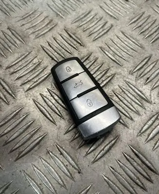 Volkswagen PASSAT B7 Ignition key/card 