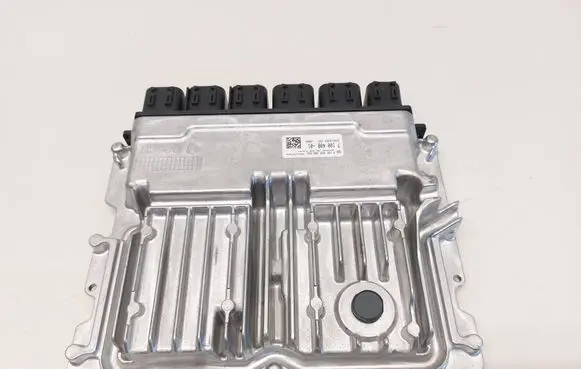 BMW 3 G20 G21 Engine control unit/module 7100408 0281039568 370210393