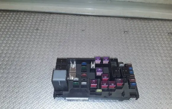 Subaru Impreza III Fuse module 82241FG010