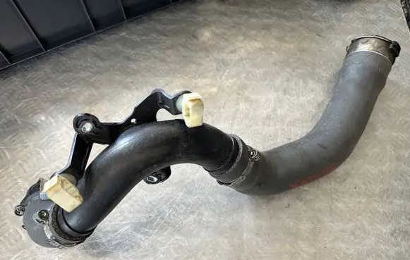 Renault Kadjar Intercooler hose/pipe 144601001R