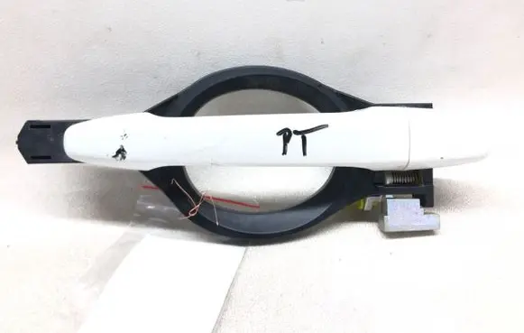 Mitsubishi Outlander Rear door exterior handle 