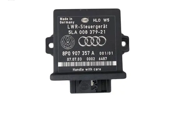Audi A3 S3 8P Light module LCM 8P0907357A