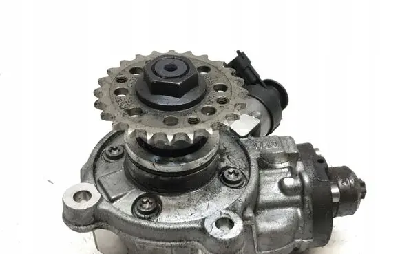 Jaguar F-Pace Fuel injection high pressure pump G4D39B395AA