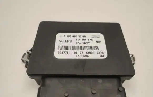 Mercedes-Benz B W246 W242 Hand brake control module A1669002700