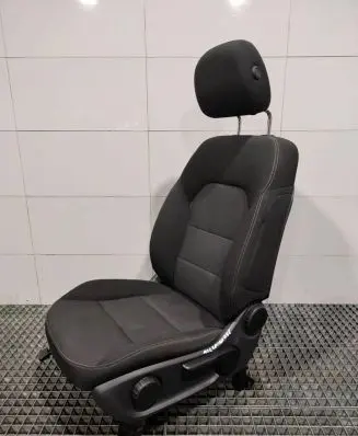 Mercedes-Benz B W246 W242 Front driver seat 