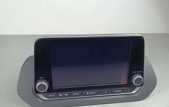 Radio/CD/DVD/GPS head unit