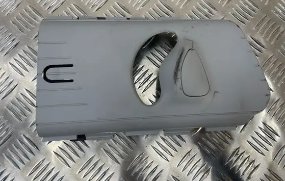 Tesla Model 3 (B) pillar trim (top) 1086261