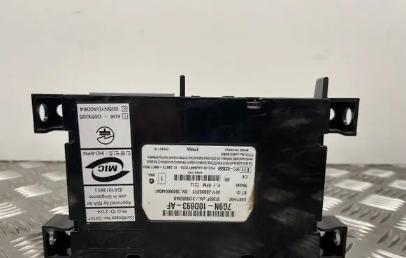 Jaguar XF X250 Bluetooth control unit module 7G9N10D893AF