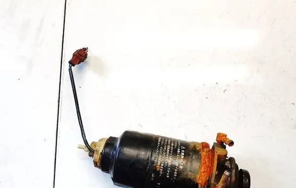 Nissan Navara D22 Fuel filter adn12310