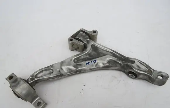 Volvo S90, V90 Front lower control arm/wishbone 31360832 93851907722