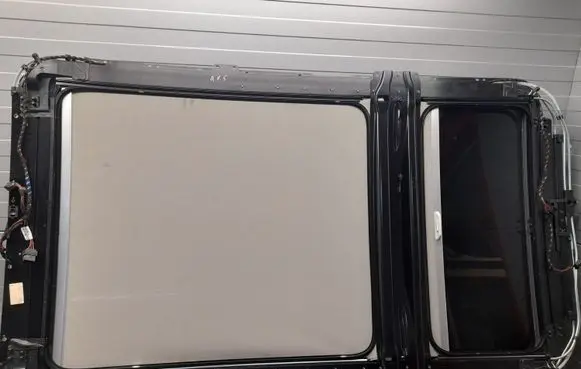 Sunroof set