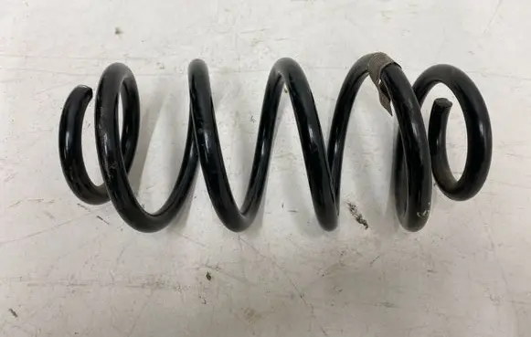 BMW 2 F44 Rear coil spring 1583012