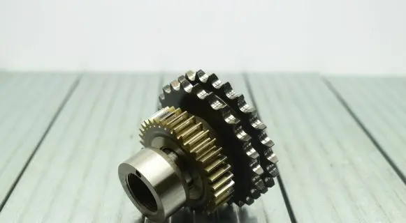 Mercedes-Benz C W204 Crankshaft position gear A1560501105 A1560520574