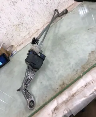 Mercedes-Benz GLC C254 Front wiper linkage and motor A2548209000