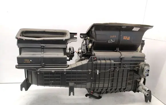 KIA Carnival Interior heater climate box assembly housing D450EG7270227 EG7270227 D450