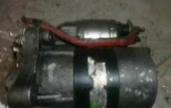 Renault Kangoo I Starter motor 8200266777R