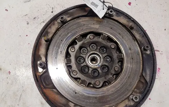 BMW 1 E81 E87 Dual mass flywheel 