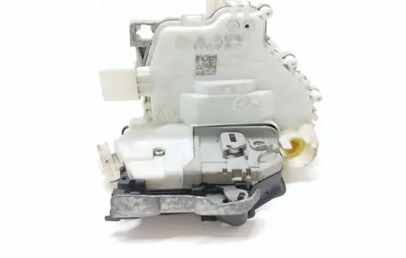 Audi A3 S3 8V Front door lock 8X1837015C