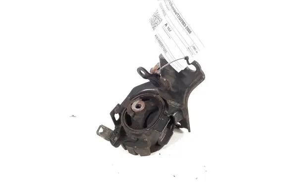 Toyota Avensis T250 Engine mount bracket 12372-0R010