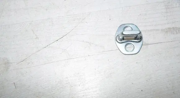 Hyundai i20 (GB IB) Rear door lock loop/hook striker 