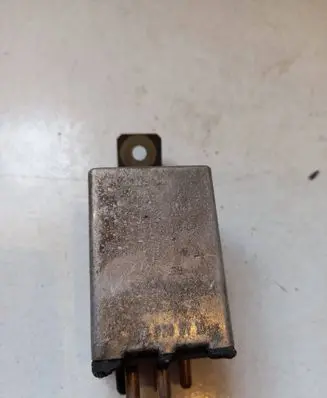 Mercedes-Benz E W123 Other relay 1078200110